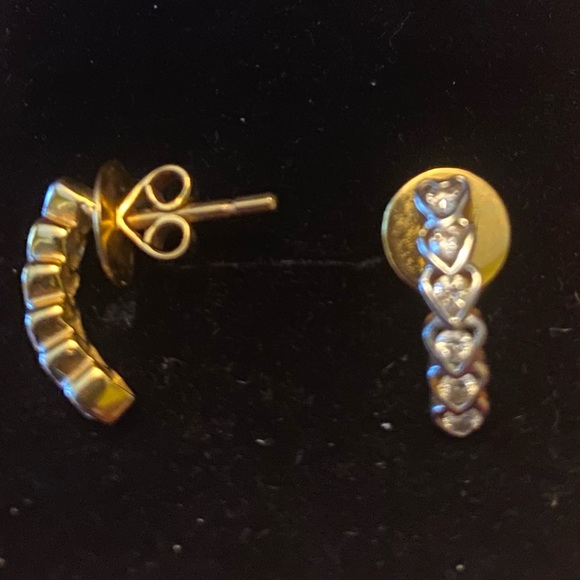 New Natural Diamond Heart Hoop Earrings in 18k Solid Gold - Picture 4 of 11